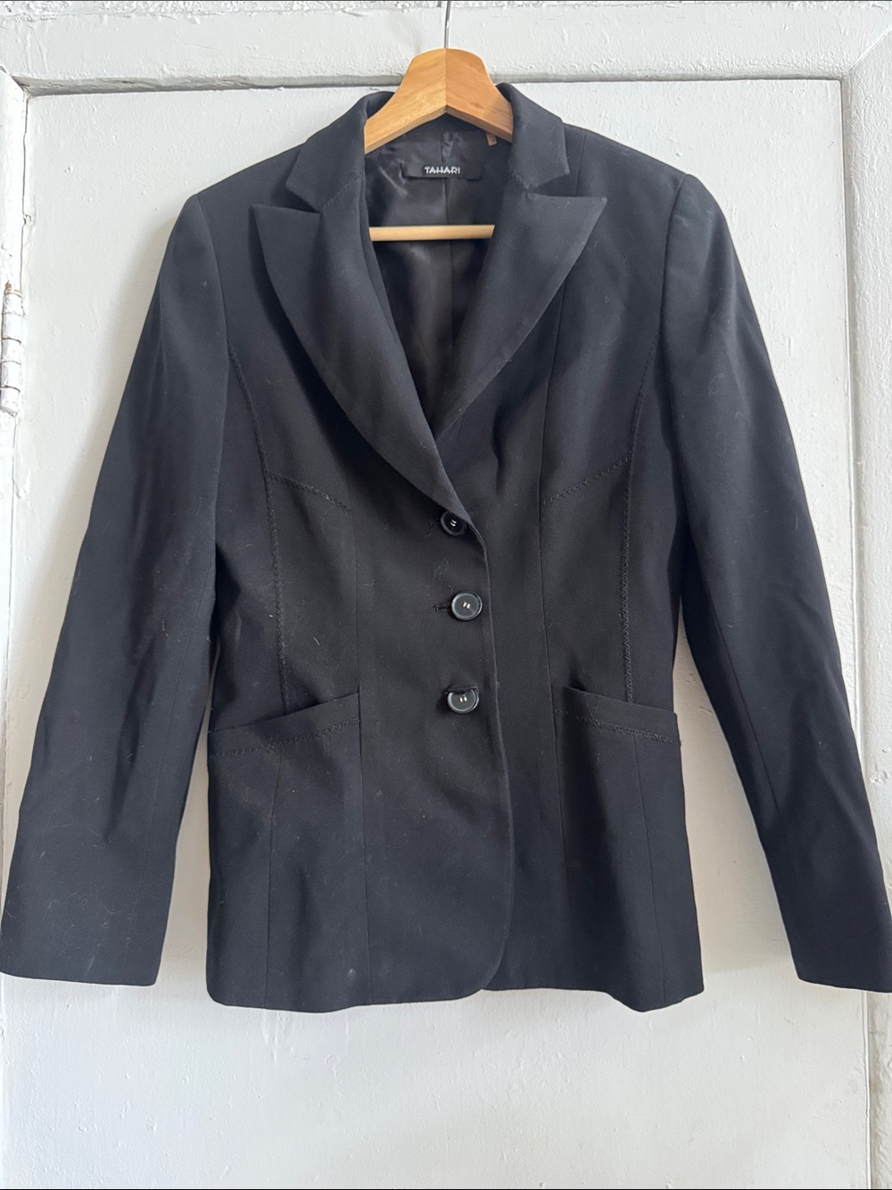 Tahari Black Classic Notched-Lapel Women's Blazer